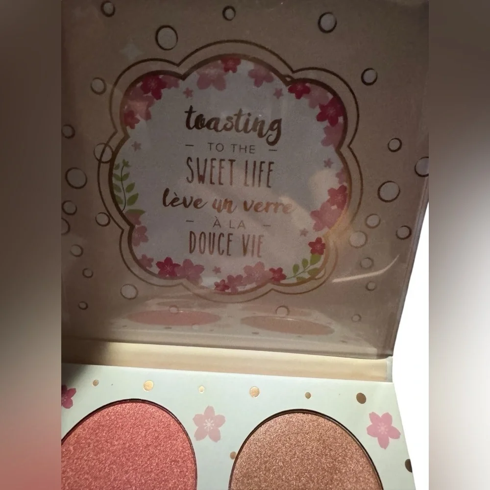 Beauty Bakerie Cotton Candy Champagne Blush Palette Brand New 4 Colors
